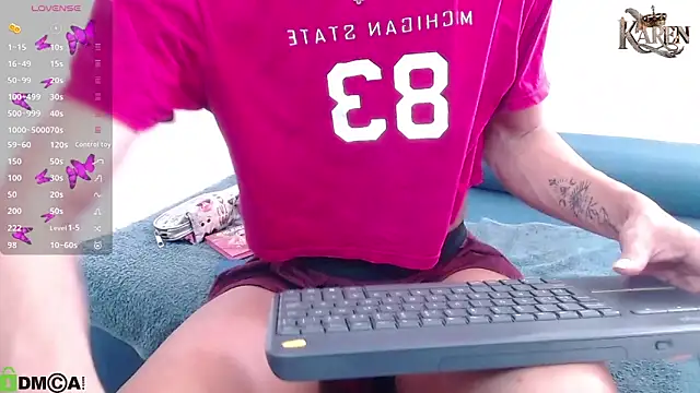 Snapshot of karen_sofia_ chatting on November 2025 07:23:02 PM karen sofia online show from November 2025 07:23:02 PM