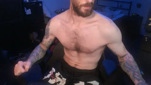 SexxxyLouis online show from September 2025 09:21:02 AM