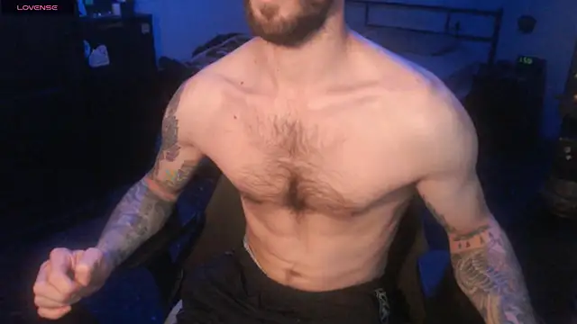 SexxxyLouis online show from November 2025 09:19:01 AM