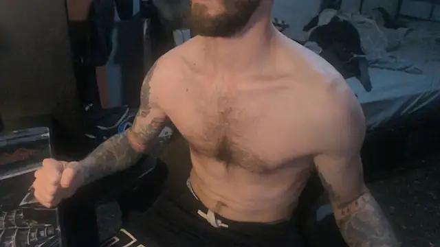 SexxxyLouis online show from May 2026 08:19:01 AM