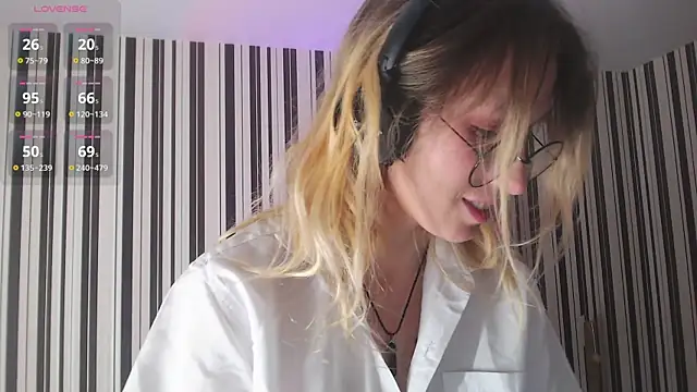  Hanna Moon  online show from December 2024 10:43:01 AM