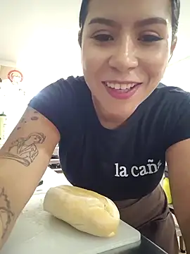 Snapshot of little_susie chatting on June 2026 10:45:02 AM little susie online show from June 2026 10:45:02 AM