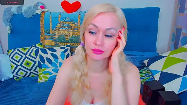 EllenMoore online show from February 2025 02:44:02 AM