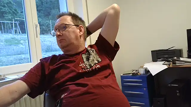 shymanhn online show from July 2026 07:06:02 PM