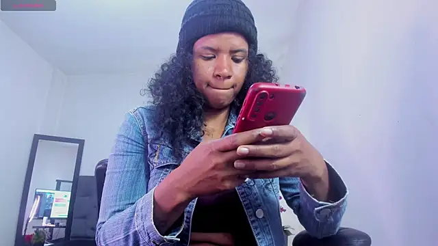 Ellie Alves online show from December 2025 02:58:02 PM