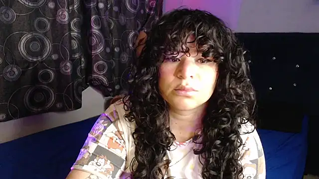 ANGELIQUE KLANE online show from April 2026 05:07:02 PM