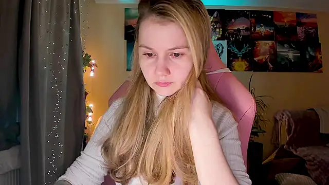 GoodWitch  online show from September 2025 07:34:02 AM