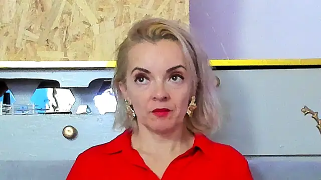 KateConner online show from November 2025 06:39:01 PM