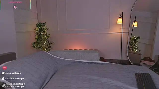 CATALINA RESTREPO online show from February 2026 01:34:01 AM