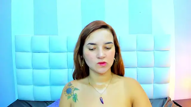 teresasroom  online show from December 2025 06:34:01 PM