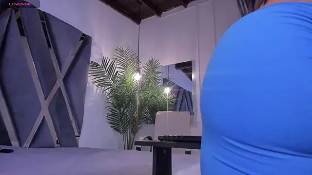 alessandra wells online show from April 2026 11:13:01 AM