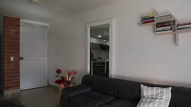  Vahos  online show from November 2025 05:23:01 PM