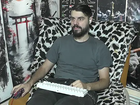 00george online show from December 2025 04:43:02 AM