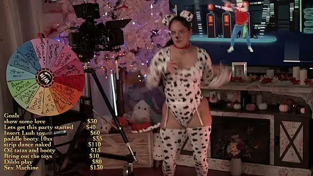 Nikki Torres online show from November 2025 02:32:01 AM