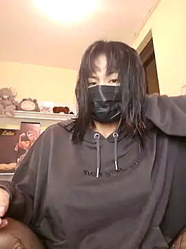 Snapshot of Latin_summer chatting on September 2025 10:53:01 PM Latin summer online show from September 2025 10:53:01 PM