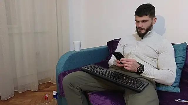 MauroTwin online show from December 2024 05:40:02 PM