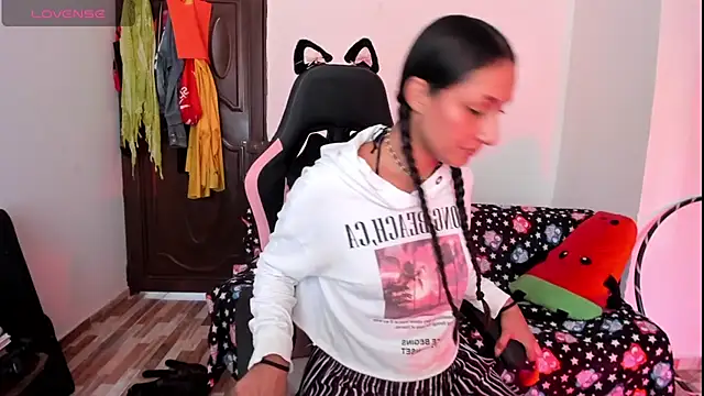 adrena 10 online show from February 2026 06:59:02 PM