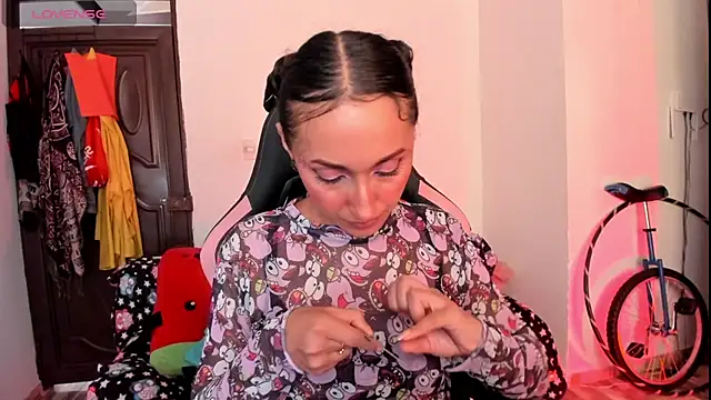 adrena 10 online show from February 2026 10:11:01 PM