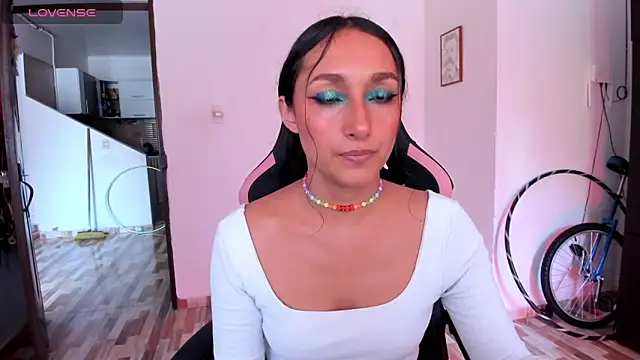 adrena 10 online show from April 2026 07:04:02 PM