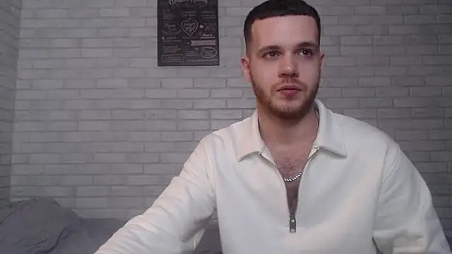 Snapshot of Alexxx_horny chatting on February 2025 05:58:01 PM Alexxx horny online show from February 2025 05:58:01 PM