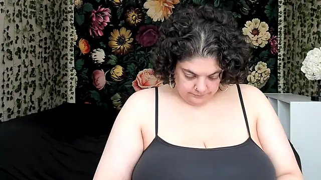 Exotic-Melons online show from April 2026 07:03:01 PM