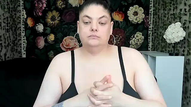 Exotic-Melons online show from July 2026 05:23:01 PM