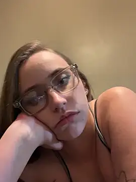 Esmerelda69 online show from November 2025 05:26:01 PM