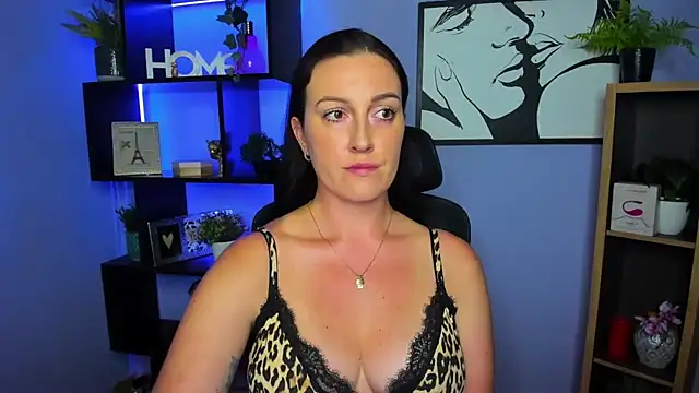 Snapshot of FUN_AMI chatting on May 2026 01:19:01 PM FUN AMI online show from May 2026 01:19:01 PM