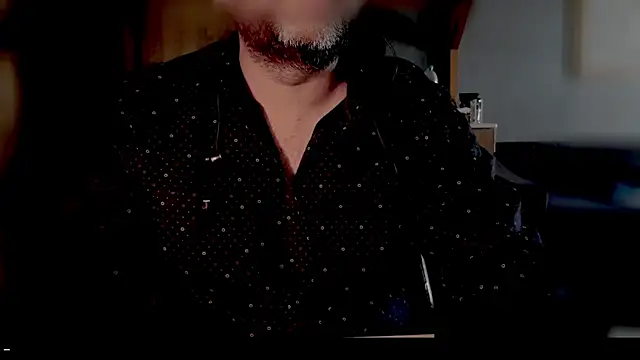  x rated  online show from November 2025 08:36:01 AM