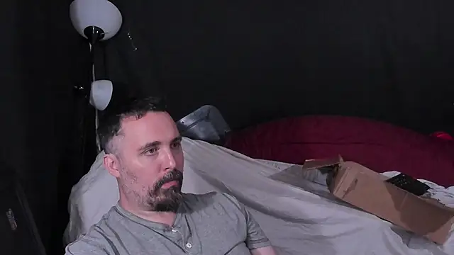 Metalstud online show from April 2026 07:15:02 PM