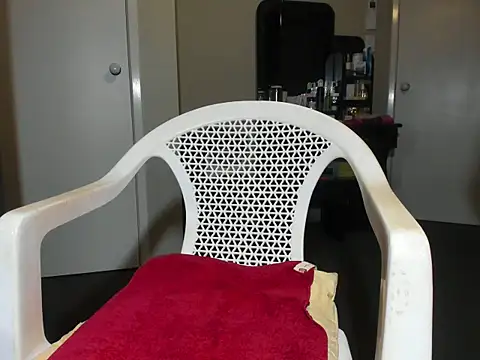 Angelchezcka online show from November 2025 12:11:01 PM