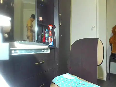 Angelchezcka online show from April 2026 11:57:02 AM