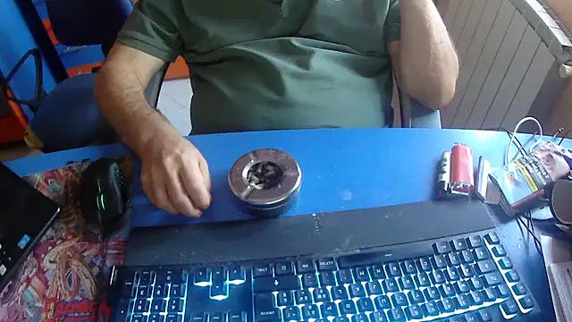 Snapshot of Tango128 chatting on July 2026 08:43:02 AM Tango128 online show from July 2026 08:43:02 AM