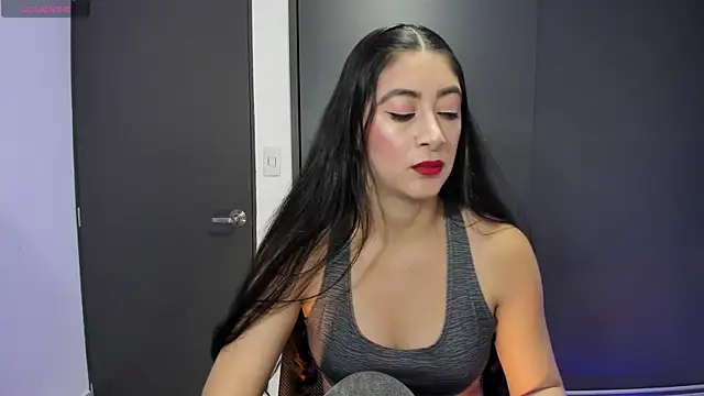 MeganWhite3 online show from November 2025 05:11:01 AM