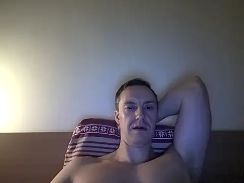 Snapshot of ploki2180 chatting on February 2025 09:57:01 PM ploki2180 online show from February 2025 09:57:01 PM