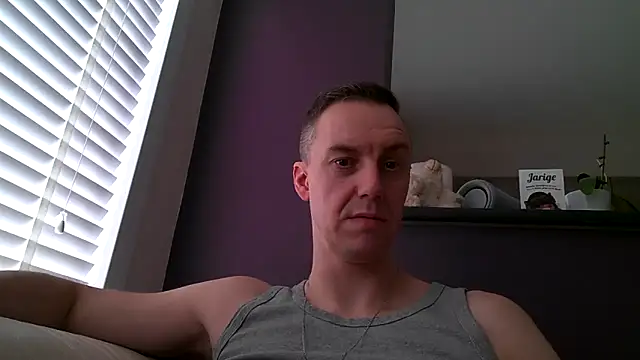 Snapshot of ploki2180 chatting on March 2025 11:19:01 AM ploki2180 online show from March 2025 11:19:01 AM