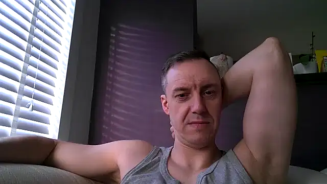 Snapshot of ploki2180 chatting on March 2025 03:50:02 PM ploki2180 online show from March 2025 03:50:02 PM