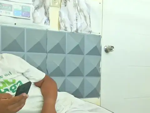 thesugar32 online show from February 2026 01:33:02 PM