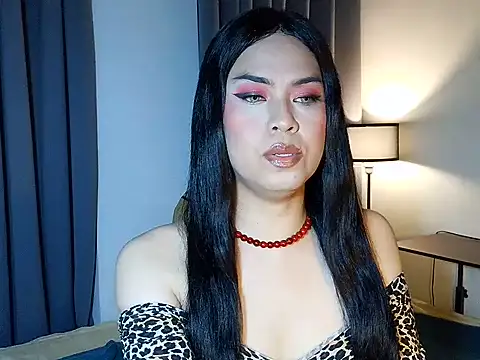 MistressLuna1 online show from August 2026 03:47:02 PM