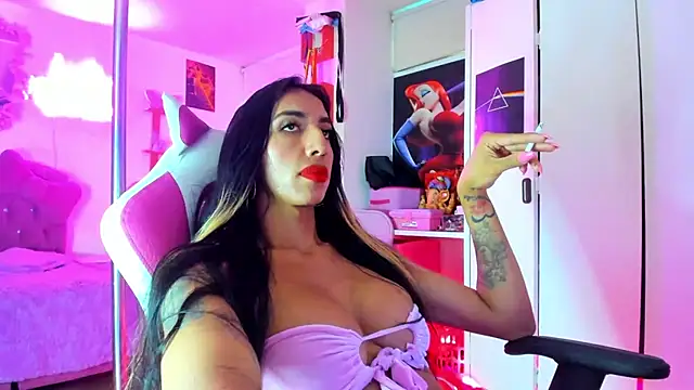 Snapshot of Theexoticgirl chatting on October 2025 09:53:02 PM Theexoticgirl online show from October 2025 09:53:02 PM