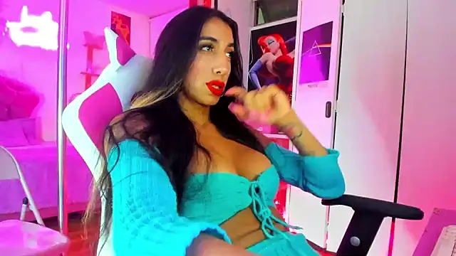 Snapshot of Theexoticgirl chatting on October 2025 12:03:01 AM Theexoticgirl online show from October 2025 12:03:01 AM