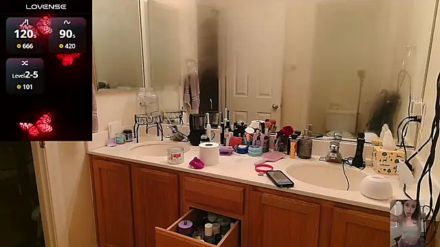 Blondiewithanass online show from April 2026 06:14:01 AM