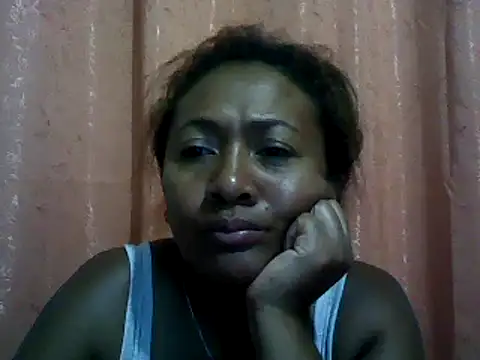 Snapshot of sexyladii chatting on December 2024 05:51:01 PM sexyladii online show from December 2024 05:51:01 PM