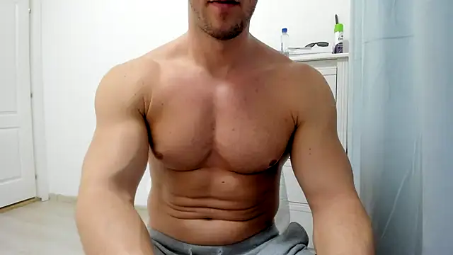 woolfiie online show from February 2025 08:14:02 PM