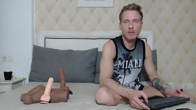 JessicaSteve online show from February 2026 07:36:01 PM