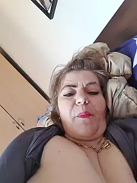 Snapshot of cindybbwsquirt chatting on February 2025 02:16:02 PM cindybbwsquirt online show from February 2025 02:16:02 PM