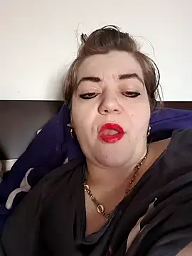 Snapshot of cindybbwsquirt chatting on February 2025 05:22:01 AM cindybbwsquirt online show from February 2025 05:22:01 AM