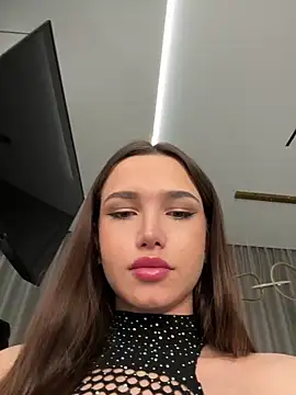 stefannichka online show from December 2024 09:17:01 PM