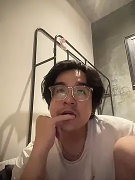 KayNguyenn online show from March 2026 07:29:01 PM