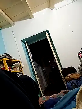 Matteo845 online show from December 2025 03:47:01 AM